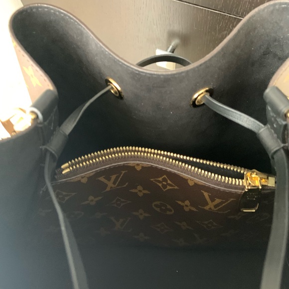Louis Vuitton Neonoe - Picture 6 of 10